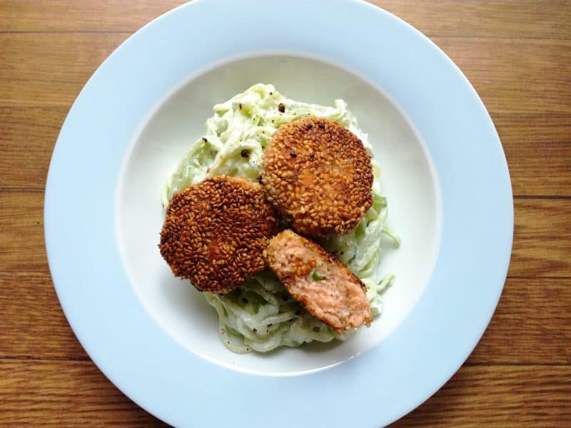 Frau Yus legendäre Sesam-Lachs-Bällchen