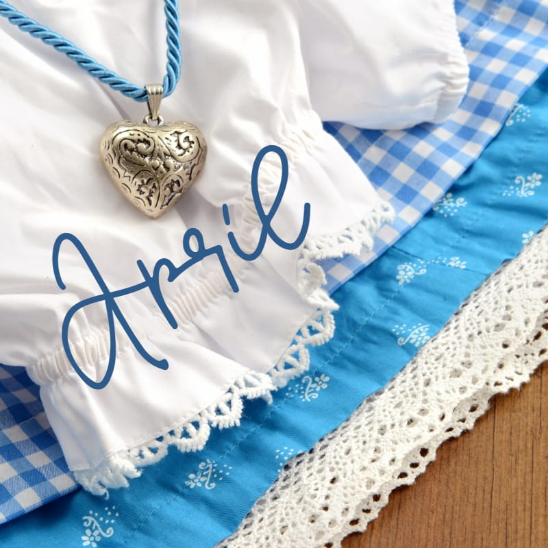 Aprils Dirndlzauber Ausschnitt Dirndl